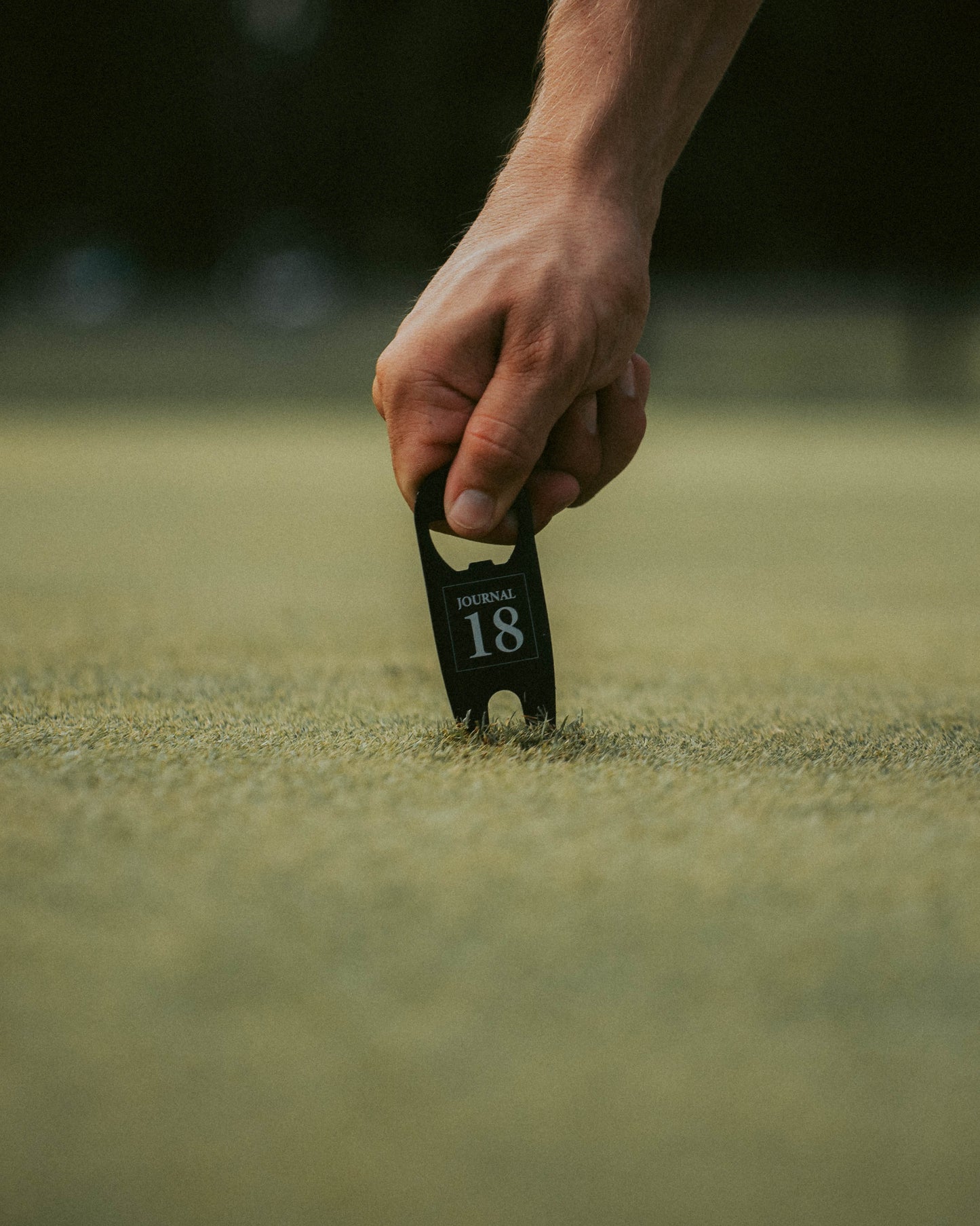Journal 18 Divot Repair Tool